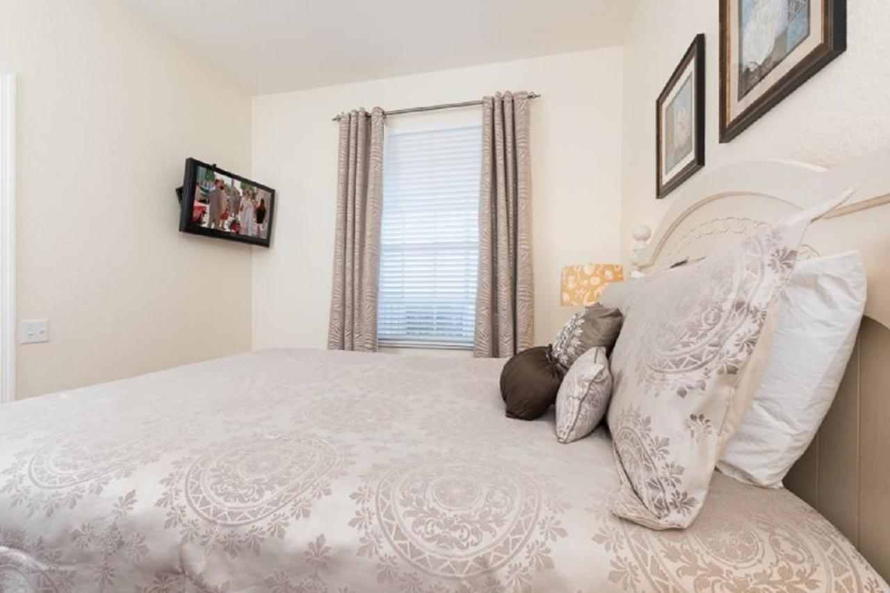 Luxurious Condo - Just 2 Miles From Disney #404 Orlando Exterior foto